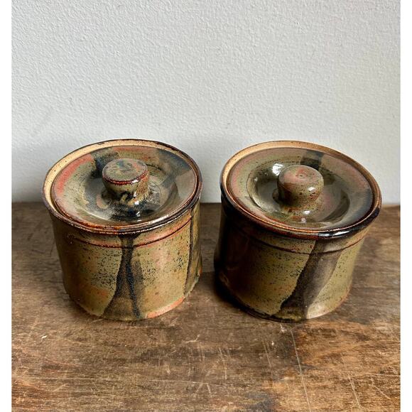 Art Pottery Pair of Lidded Jars | Studio Pottery Lidded Canisters, Set of 2 - Picture 2 of 6
